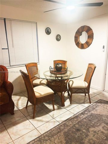 749 NW 43rd St, Oakland Park, FL 33309