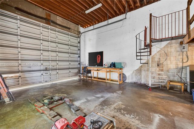 749 NW 43rd St, Oakland Park, FL 33309