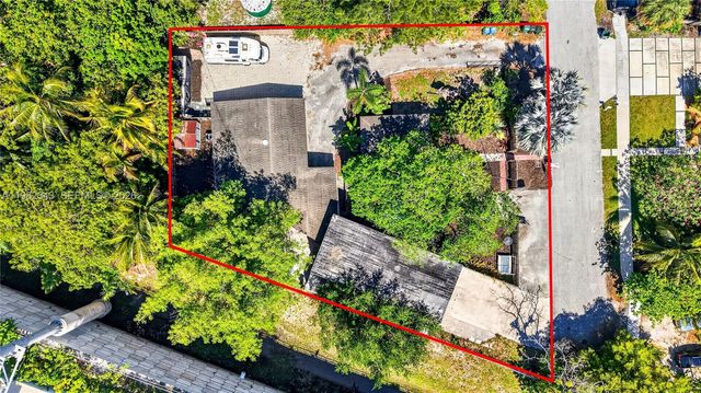 749 NW 43rd St, Oakland Park, FL 33309