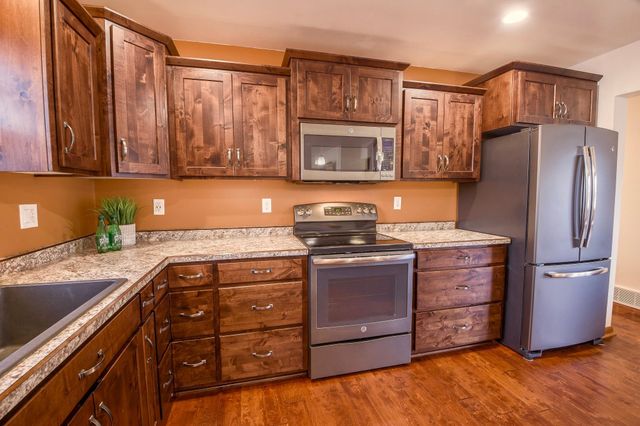 3552 12th Avenue SE, Saint Cloud, MN 56304