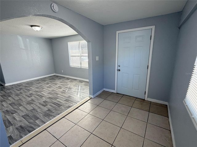 226 AVENUE S NE, Winter Haven, FL 33881