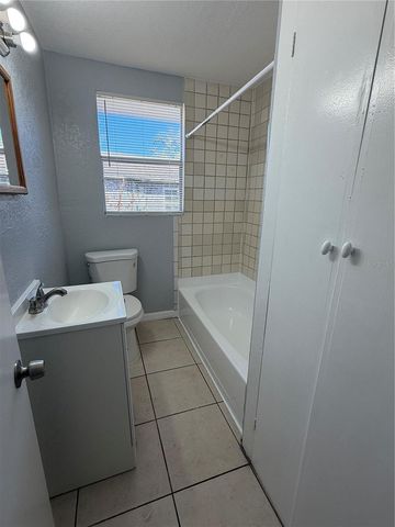 226 AVENUE S NE, Winter Haven, FL 33881