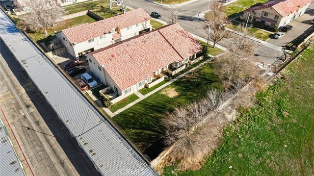 44511 16th Street E, Lancaster, CA 93535