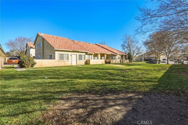 44511 16th Street E, Lancaster, CA 93535