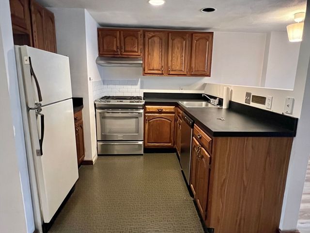 87 Main St 3, Boston, MA 02129