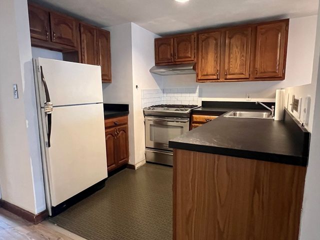 87 Main St 3, Boston, MA 02129