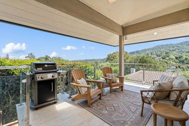 145 Central Avenue, Los Gatos, CA 95030