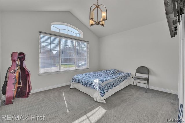 30232 Berghway Trail, Warren, MI 48092