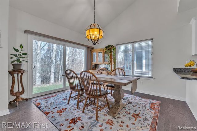 30232 Berghway Trail, Warren, MI 48092