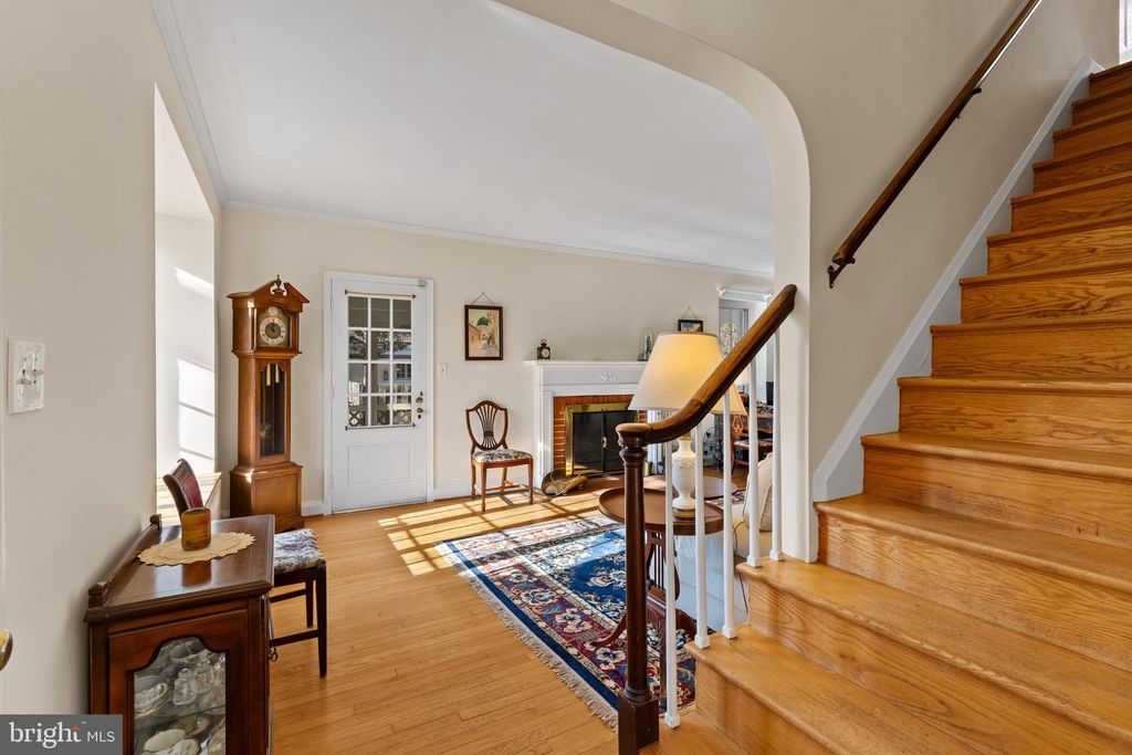 Image 12 of property listing at 104 GITTINGS AVE, Baltimore, MD 21212