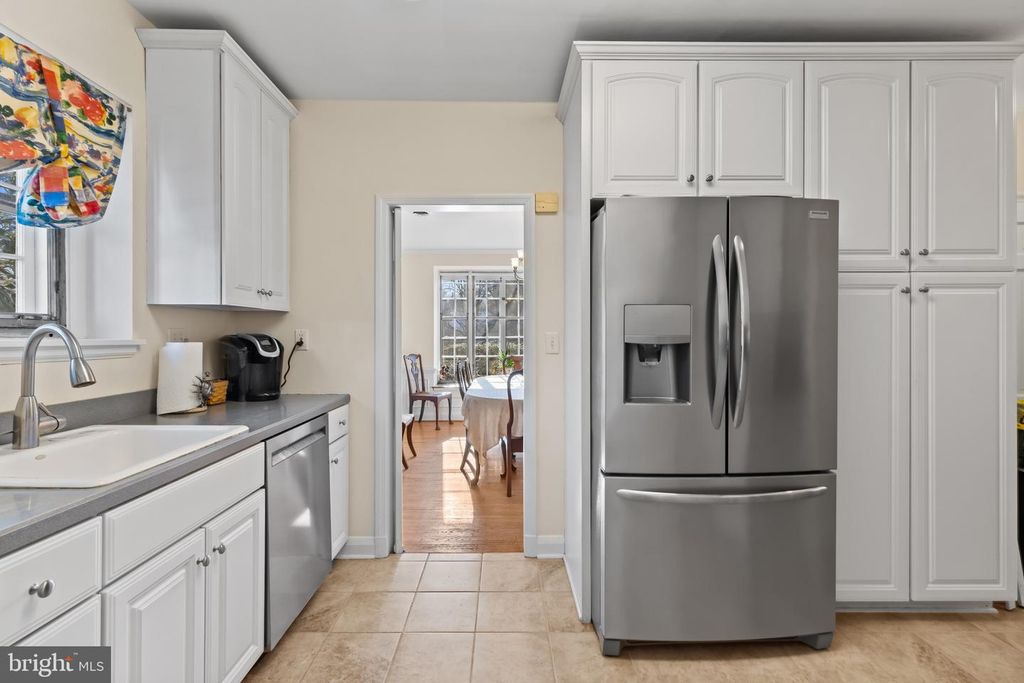 Image 21 of property listing at 104 GITTINGS AVE, Baltimore, MD 21212