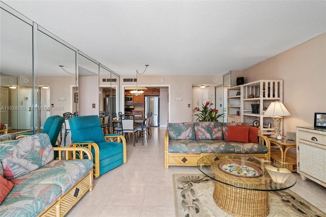 500 Three Islands Blvd 917, Hallandale Beach, FL 33009