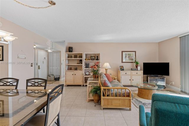 500 Three Islands Blvd 917, Hallandale Beach, FL 33009