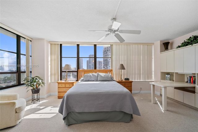 500 Three Islands Blvd 917, Hallandale Beach, FL 33009