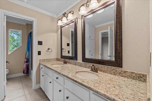 15814 Larkfield Drive, Houston, TX 77059