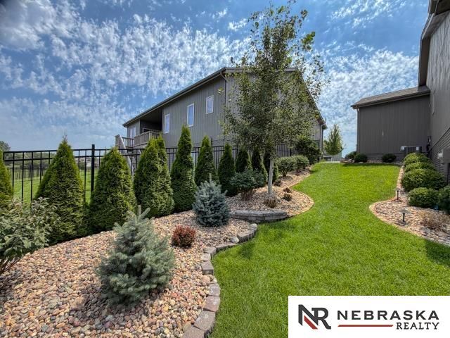 17614 Musket Street, Omaha, NE 68136