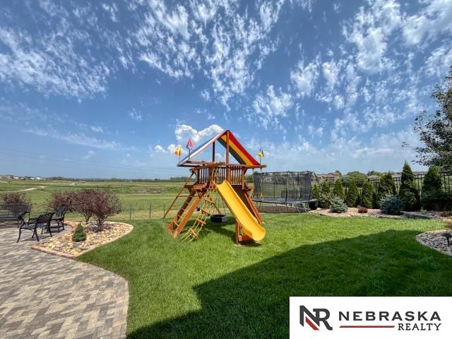 17614 Musket Street, Omaha, NE 68136