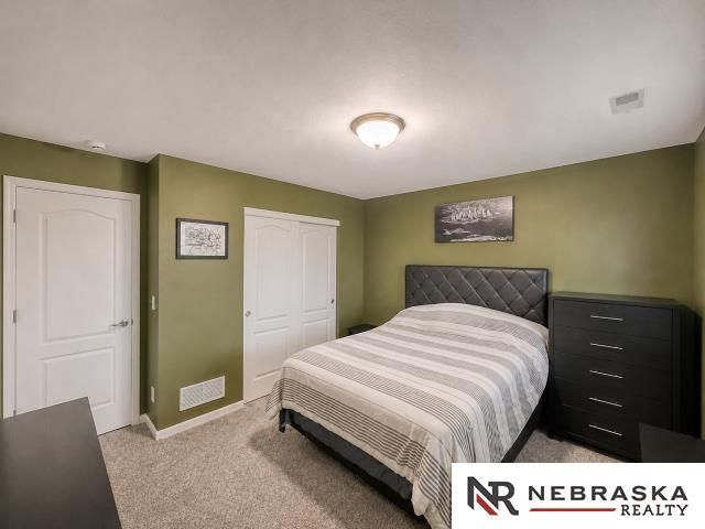 17614 Musket Street, Omaha, NE 68136