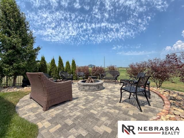 17614 Musket Street, Omaha, NE 68136