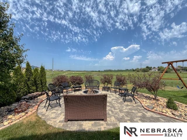 17614 Musket Street, Omaha, NE 68136