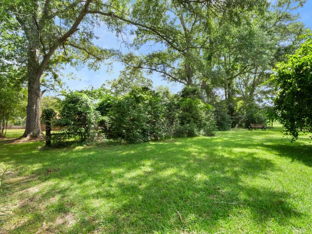 2125 US-190, Deridder, LA 70634