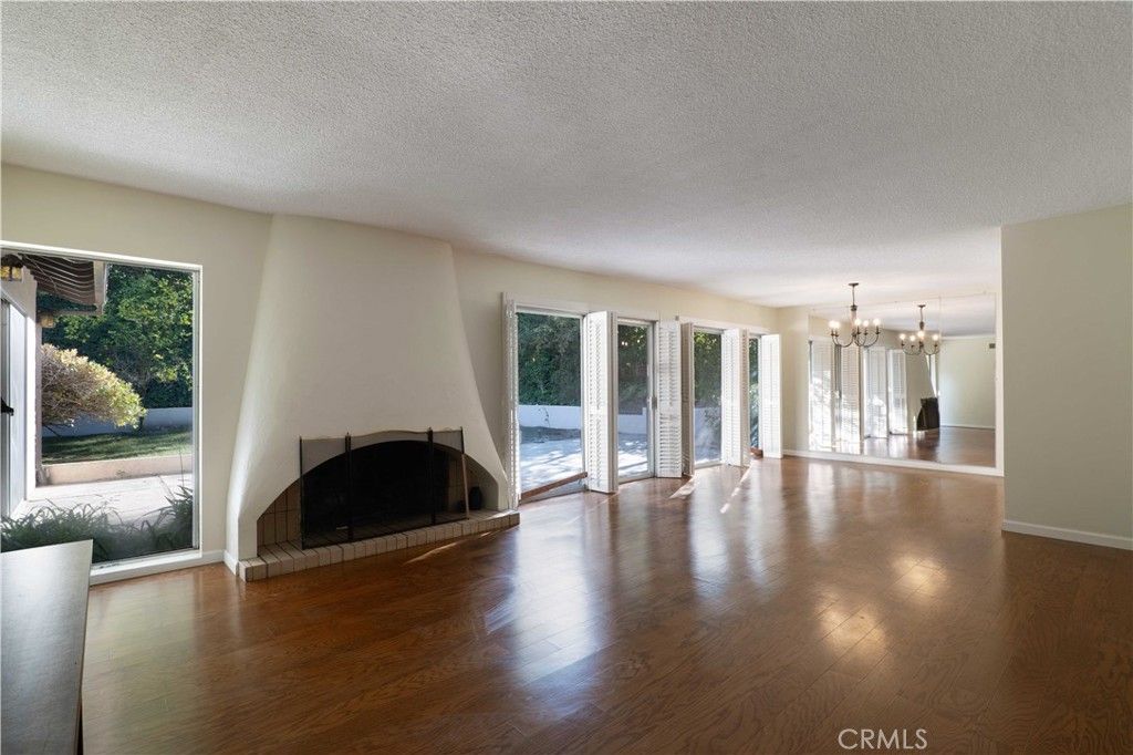 16568 Goldenrod Place, Encino, CA 91436 — photo 5