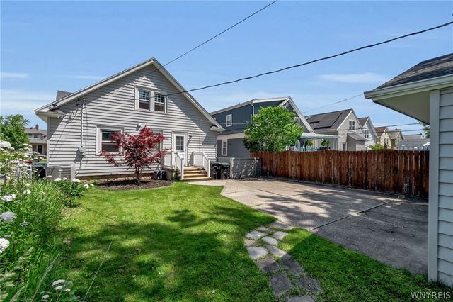 365 Mckinley Avenue, Tonawanda, NY 14217