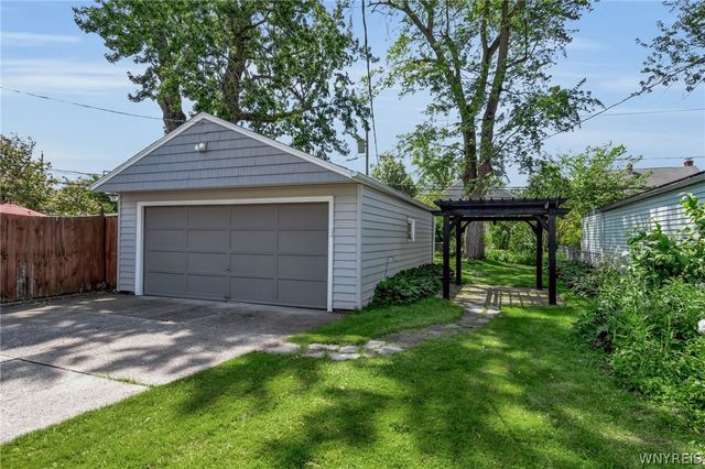 365 Mckinley Avenue, Tonawanda, NY 14217