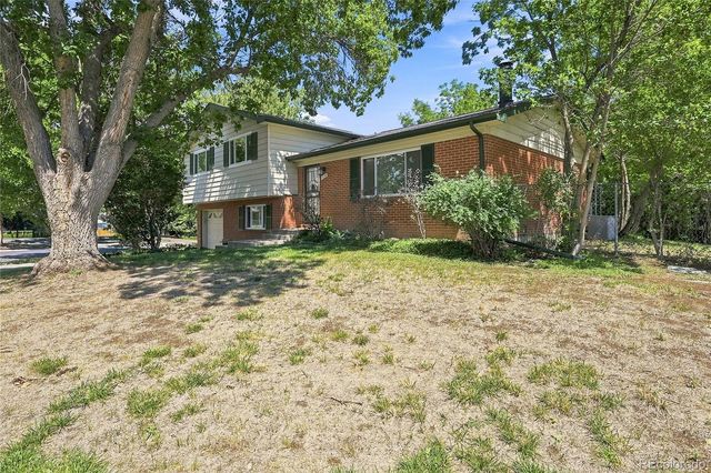 6850 S Downing Circle W, Centennial, CO 80122
