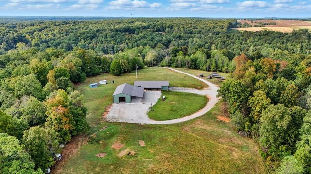 1275A Ennis Branch Rd, Mc Ewen, TN 37101