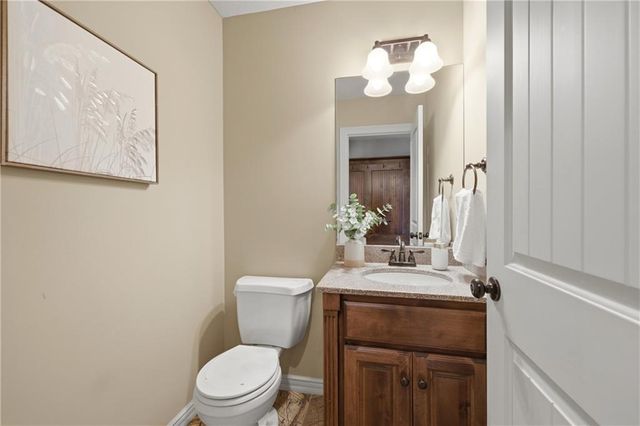 4229 S White Sands Court, Blue Springs, MO 64015