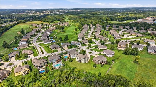 4229 S White Sands Court, Blue Springs, MO 64015