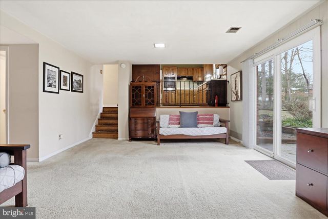 6911 PINE VALLEY DR, Glenn Dale, MD 20769