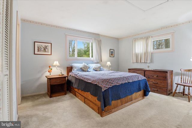 6911 PINE VALLEY DR, Glenn Dale, MD 20769