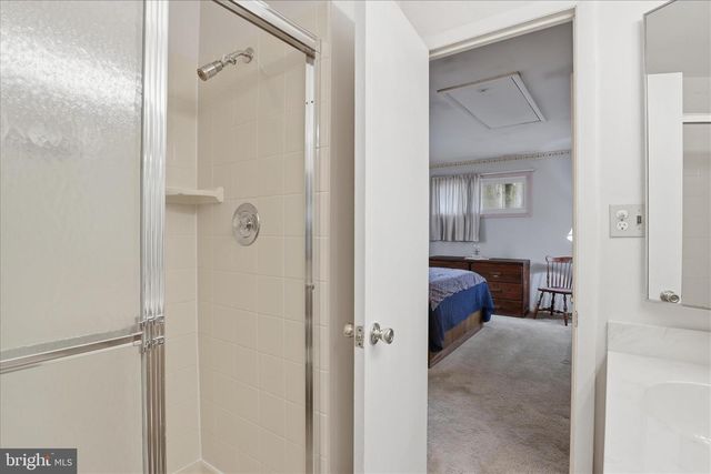 6911 PINE VALLEY DR, Glenn Dale, MD 20769