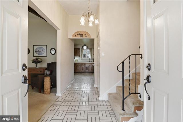 6911 PINE VALLEY DR, Glenn Dale, MD 20769