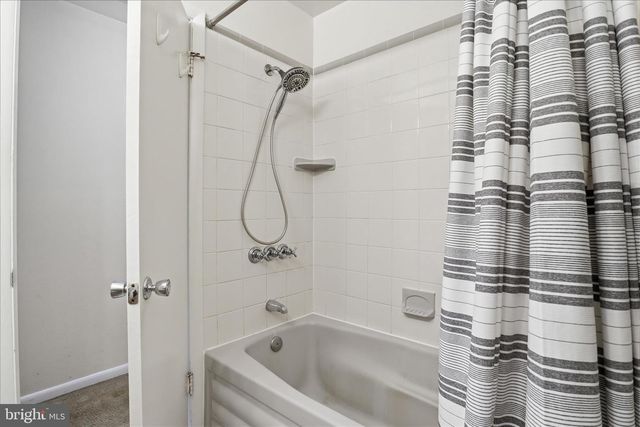 6911 PINE VALLEY DR, Glenn Dale, MD 20769