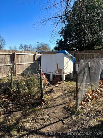 748 S 87th East Avenue, Tulsa, OK 74112