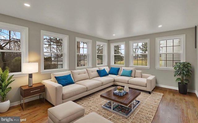 2 GOLFVIEW ROAD, Camp Hill, PA 17011