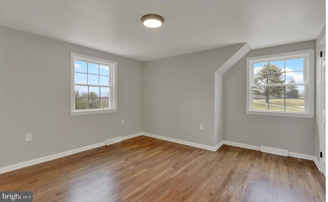 2 GOLFVIEW ROAD, Camp Hill, PA 17011