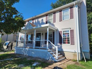 146 Morning Glory Drive, Manchester, NH 03109