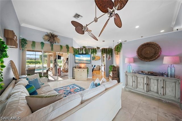 7933 Founders CIR, Naples, FL 34104