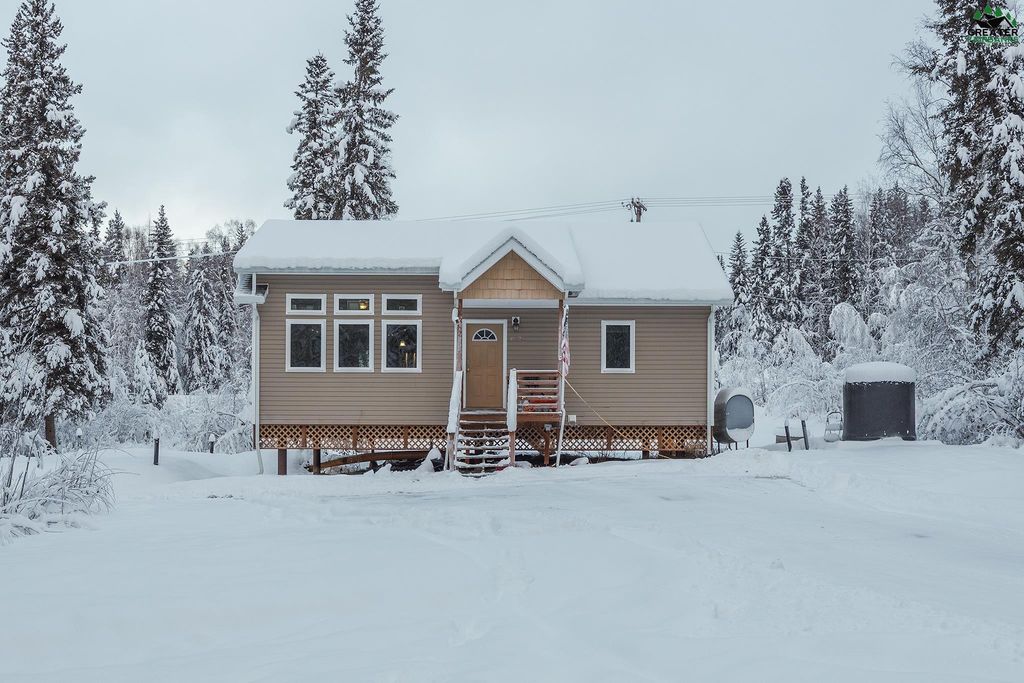 682 TANGLEWOOD DRIVE, Fairbanks, AK 99712