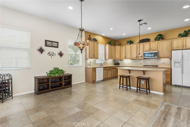 1709 Reyes, Beaumont, CA 92223