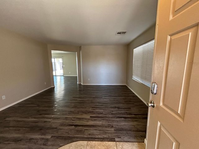 19464 N Smith Drive, Maricopa, AZ 85139