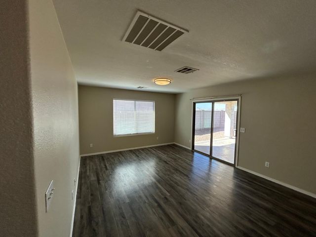 19464 N Smith Drive, Maricopa, AZ 85139