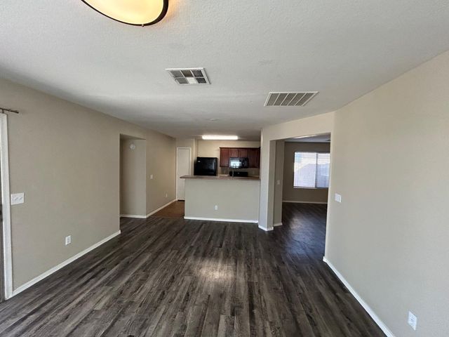 19464 N Smith Drive, Maricopa, AZ 85139