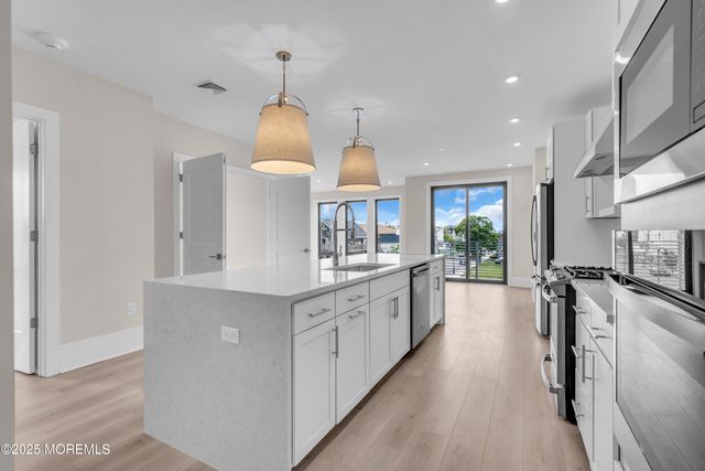 218 3rd Avenue 201, Asbury Park, NJ 07712