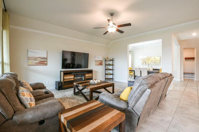 14011 Lago Creek Court, Rosharon, TX 77583