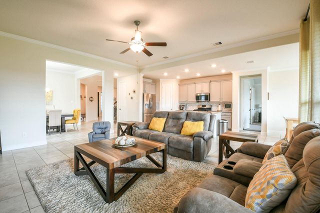 14011 Lago Creek Court, Rosharon, TX 77583